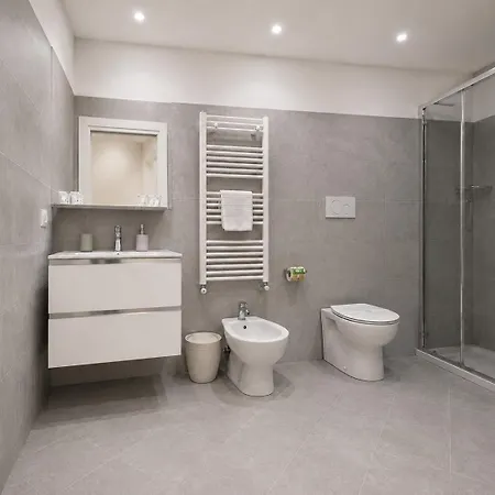 Nationale Boutique Rooms & Suites